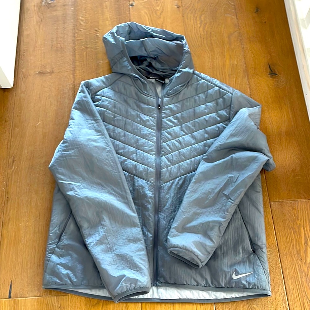 Nike AeroLayer Nike running Jacket size XL